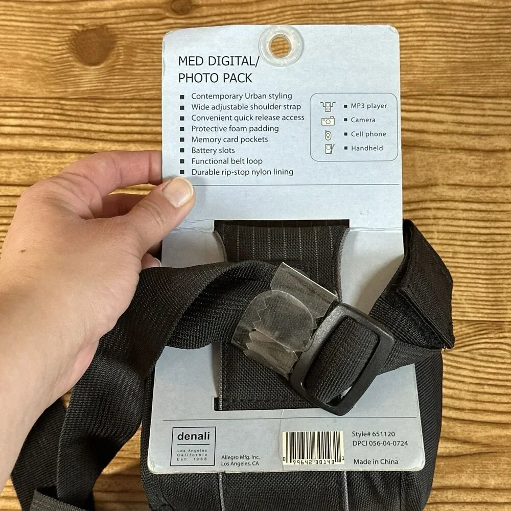 Denali Camera Case Bag  Organizer With Strap Adjustable Universal 2 compartments